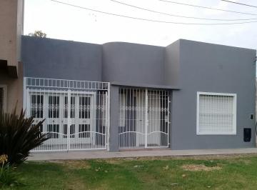 PH · 109m² · 3 Ambientes · 1 Cochera · PH en Venta - 2 Dorm. 1 Baño - 157 m² - La Plata