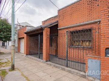 Terreno · 115m² · 4 Ambientes · 1 Cochera · Venta Casa en Haedo