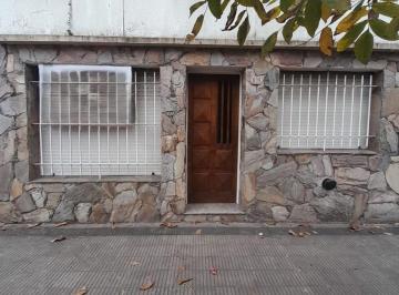 Departamento de 4 ambientes, La Plata · Alquiler de Departamento de 2 Dorm. en 69 E/ 17 y 18 de La Plata.