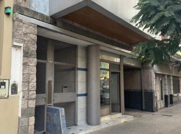Departamento de 4 ambientes, Liniers · Departamento Semipiso de 4 Ambientes C/ Cochera Cubierta