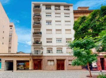 Departamento · 142m² · 4 Ambientes · 1 Cochera · Departamento en Monserrat