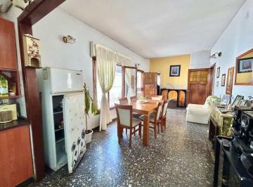Casa · 190m² · 5 Ambientes · 2 Cocheras · Venta/permuta Casa + Galpon 474 m² - L. del Mirador