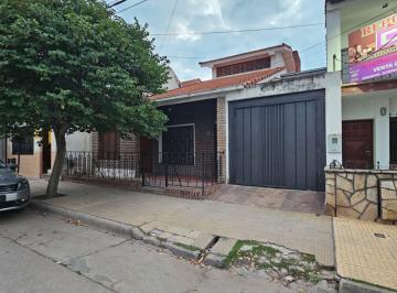 Casa · 250m² · 8 Ambientes · 2 Cocheras · Venta Casa 3 Dorm. San Pedro Av 9 de Julio