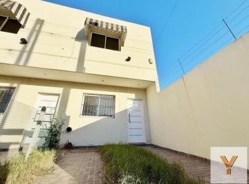 Departamento · 80m² · 3 Ambientes · Dúplex en Venta - 2 Dorm. 2 Baños - La Plata