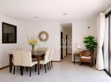 Casa · 350m² · 4 Ambientes · Casa en Venta Barrio El Carmencito