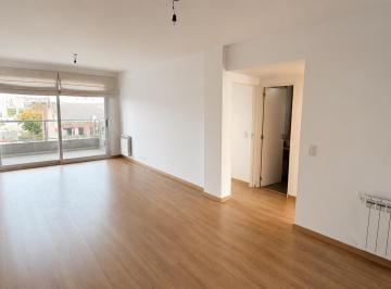 Departamento · 80m² · 3 Ambientes · 1 Cochera · Departamento en Caballito