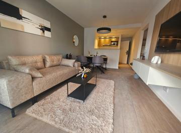 Departamento · 4m² · 4 Ambientes · 1 Cochera · Departamento en Centro