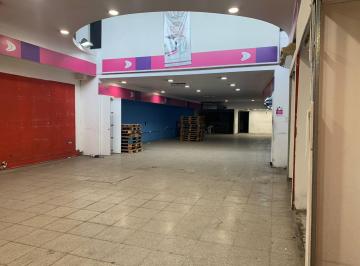 Local comercial · 669m² · Local en Av Saenz Al 1200 - Nueva Pompeya