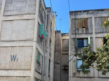Departamento · 60m² · 5 Ambientes · 1 Cochera · Alquiler Barrio Bancario Dpto Block W1 Primer Piso
