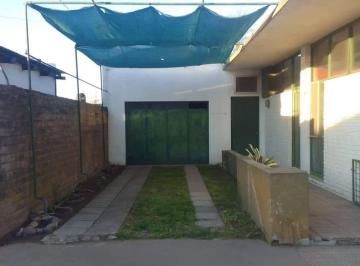 Casa · 50m² · 5 Ambientes · 1 Cochera · Casa en Venta - 3 Dorm. 2 Baños - Pirovano