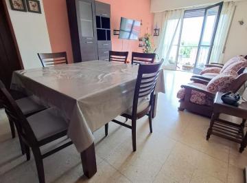Departamento · 90m² · 4 Ambientes · Dpto 4 Ambientes a La Venta con Balcón y Dependencia a Una Cuadra del Mar y Centro Miramar