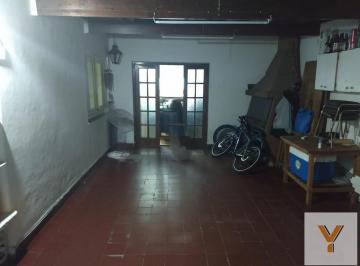 Casa · 179m² · 5 Ambientes · Casa en Venta - 4 Dorm. 2 Baños - Mar del Plata