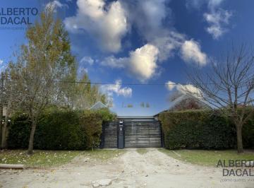 Casa · 160m² · 7 Ambientes · 2 Cocheras · Casa en Venta en El Quimilar