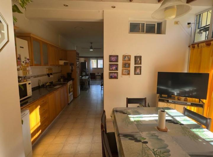 Casa · 110m² · 4 Ambientes · 2 Cocheras