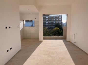 Departamento · 45m² · 2 Ambientes · Semipiso en Venta La Plata con Balcon Financiado