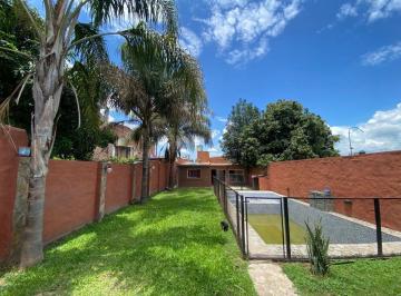 Casa · 167m² · 4 Ambientes · 3 Cocheras · Venta Casa 3 Dorm, Quincho y Pileta. Lamadrid 2600