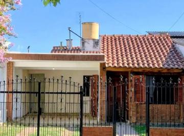 Casa de 6 ambientes, Córdoba · Dueño Vende, Excepcional Propiedad, Excelente Estado