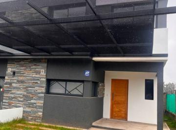 Casa de 6 ambientes, Córdoba · Duplex Alquiler Chacras del Norte Etapa II 3 Dorm 3 Baños Patio Asador