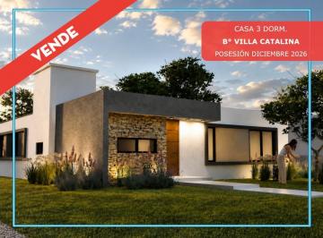 Casa · 150m² · 4 Ambientes · Vendo Casa de 3 Dorm. a Estrenar en Villa Catalina.