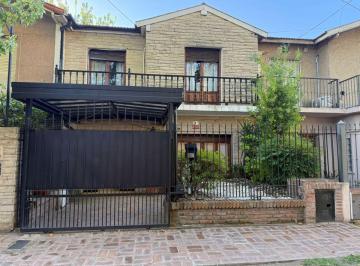 Casa de 4 ambientes, Almirante Brown · Venta PH 4 Ambientes Independiente con Garage y Terraza - Spiro 185, Adrogué