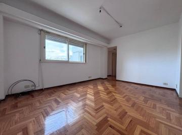 Departamento de 3 ambientes, Almagro · 3 Amb Ctfte Muy Luminoso
