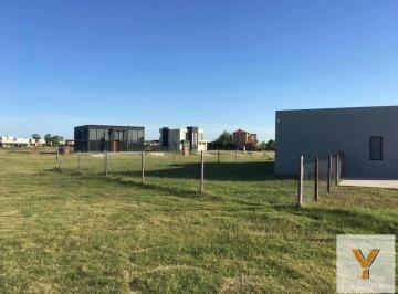 Terreno · 1095m² · Terreno en Venta - 1.095 m² - San Sebastián