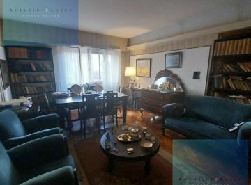 Departamento · 95m² · 4 Ambientes · 47 E 8 y 9 Departamento 1 Piso Cf