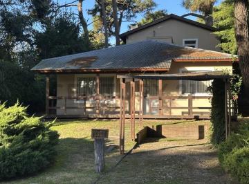 Casa · 180m² · 5 Ambientes · 1 Cochera · Casa en Valeria del Mar Pinamar en Venta