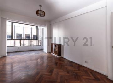 Departamento · 95m² · 5 Ambientes · Venta Amplio 5 Ambientes de 95 m² | Microcentro