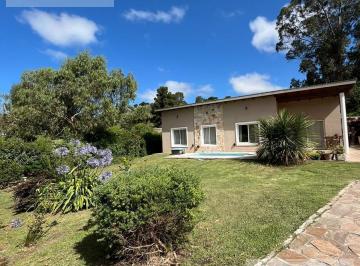 Casa · 120m² · 4 Ambientes · Casa en Alquiler - 2 Dorm. 2 Baños - 600 m - Mar del Plata