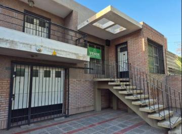 Frente · Casa Céntrica Sobre Terreno de 588 m² – Excelente Oportunidad de Inversión y Rec