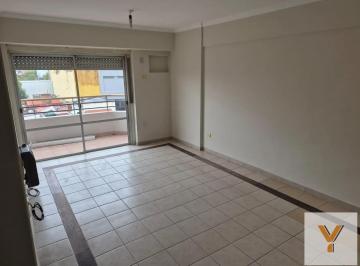 Departamento · 90m² · 6 Ambientes · Departamento en Alquiler - 3 Dorm. 2 Baños - 90 m - San Miguel