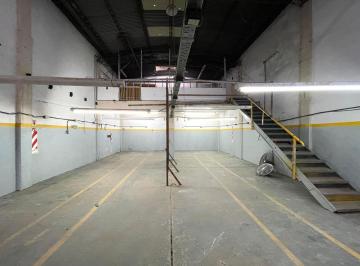 Bodega-Galpón · 252m² · Galpon Deposito en Alquiler
