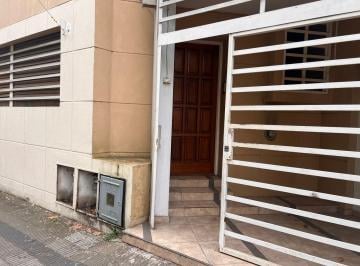 PH · 45m² · 3 Ambientes · PH en Plaza Rocha