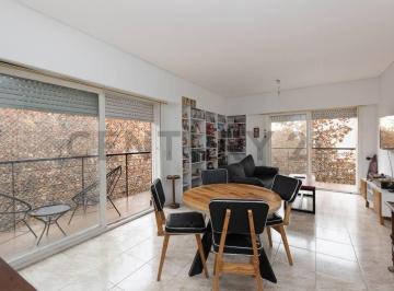 Departamento · 67m² · 3 Ambientes · 1 Cochera · Departamento 3 Ambientes con Cochera en Venta Al Frente con Balcón Corrido – Sáenz Peña, Tres de Feb