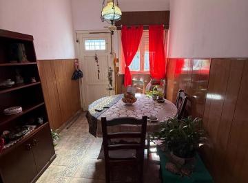 PH · 74m² · 3 Ambientes · PH en Venta - 2 Dorm. 1 Baño - Villa Domínico