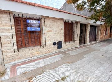 Casa de 2 ambientes, Córdoba · Espectacular Inmueble a La Venta