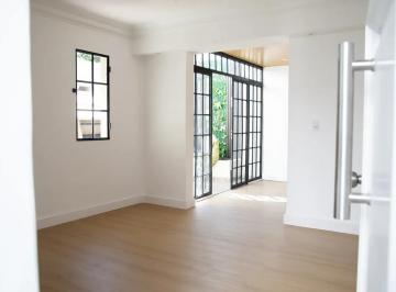 PH · 67m² · 3 Ambientes · Venta de PH 3 Ambientes Renovado en Saavedra