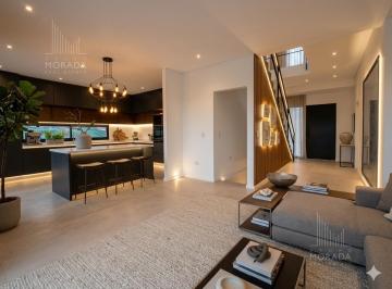 Casa · 327m² · 5 Ambientes · 2 Cocheras · Casa en Alquiler Barrio Los Jazmines, Pilar