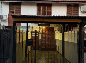 Casa · 70m² · 3 Ambientes · Casa en Venta - 2 Dorm. 1 Baño - 80 m - La Matanza