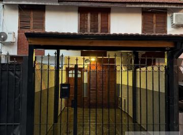 Casa · 70m² · 3 Ambientes · Casa en Venta - 2 Dorm. 1 Baño - 80 m - La Matanza