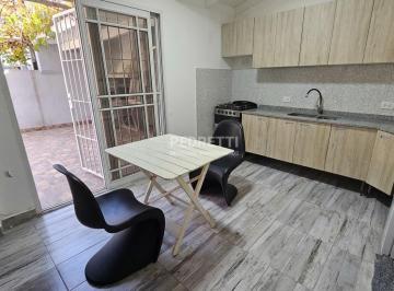 Departamento · 32m² · 2 Ambientes · Venta de Departamento Dos Ambientes con Patio en Remedios de Escalada