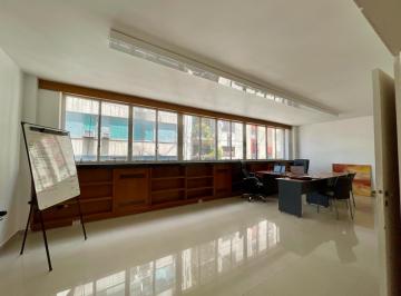Oficina comercial · 134m² · 6 Ambientes · Amplia Oficina con 152 m Totales en Excelente Ubicación y Estado!