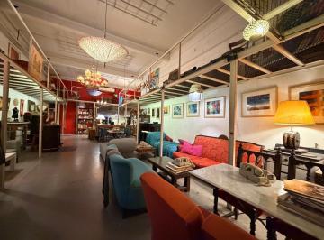 Local comercial · 165m² · 3 Ambientes · Local en Venta | Teatro + Espacio Cultural Multifuncional en Balvanera