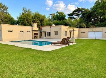 Casa · 191m² · 8 Ambientes · 2 Cocheras · Venta / Casa 8 Ambientes/ Derqui/ Pilar/ Pileta Climatizada