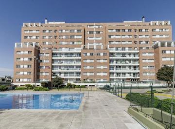 Departamento · 45m² · 5 Ambientes · 1 Cochera · Alquilo Depto 1 Dormitorio Amoblado C/ Cochera