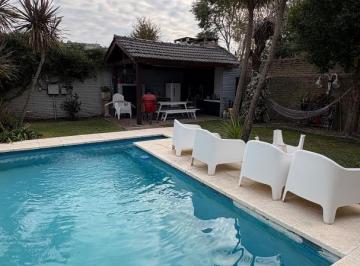 Casa · 132m² · 4 Ambientes · 2 Cocheras · Casa Venta en Maschwitz