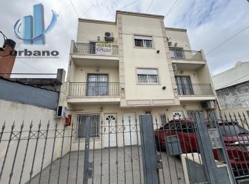 Departamento · 33m² · 2 Ambientes · Departamento en Alquiler 2 Amb. C/ Terraza Propia - Ramos Mejia