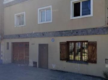 Casa · 176m² · 7 Ambientes · Casa en Venta - 5 Dorm. 2 Baños - Mar del Plata