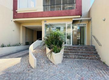 Departamento de 3 ambientes, Lanús · Departamento 3 Ambientes C/cochera - Lanus Este